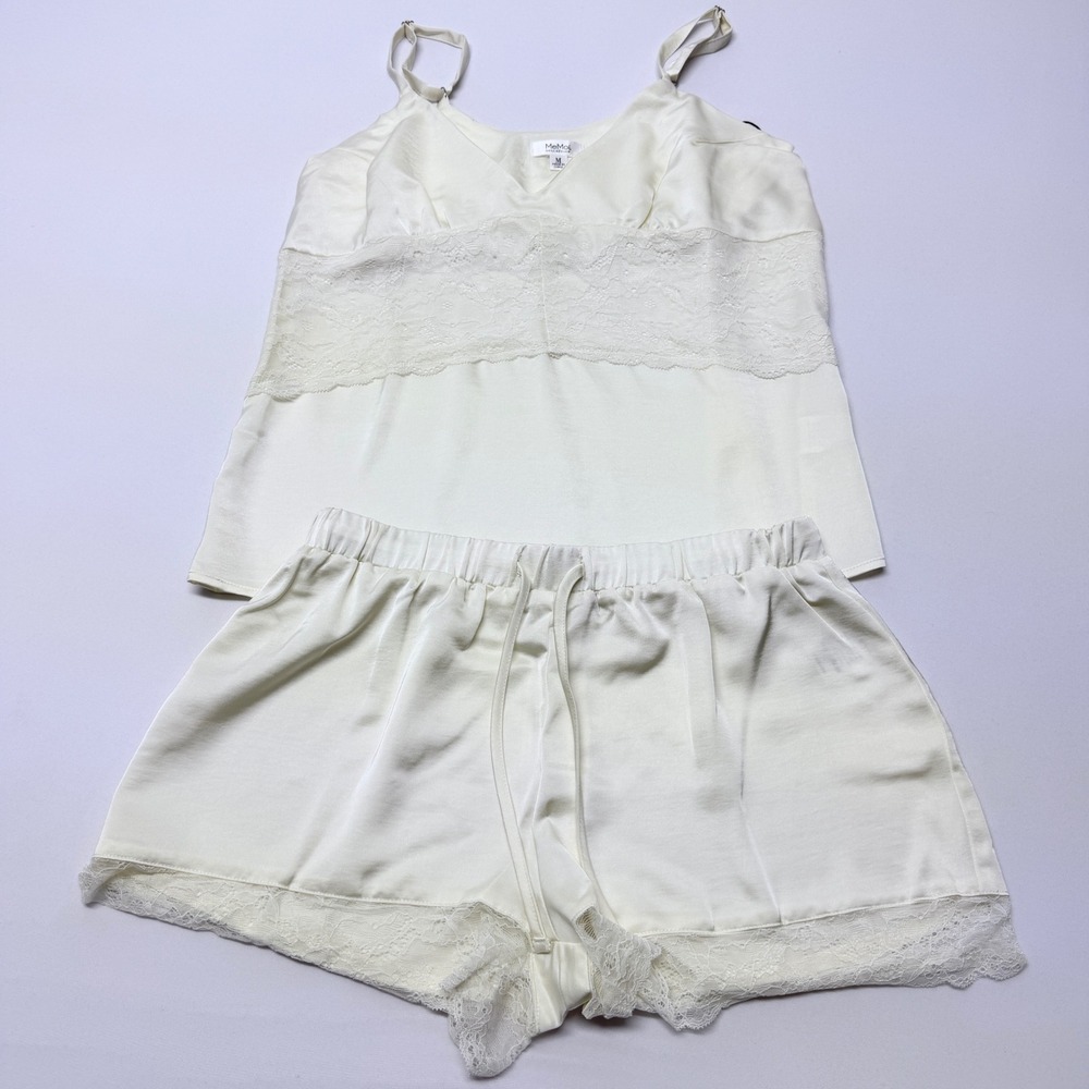 MeMoi Collection Womens Lace Cami and Shorts Pajama Set Pearl White  M